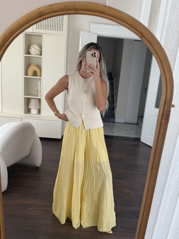 Bol Kesim Sarı Pantolon