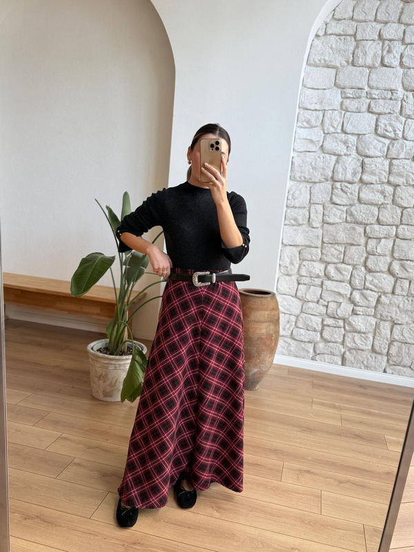 Bordo Siyah Ekose Desen Etek