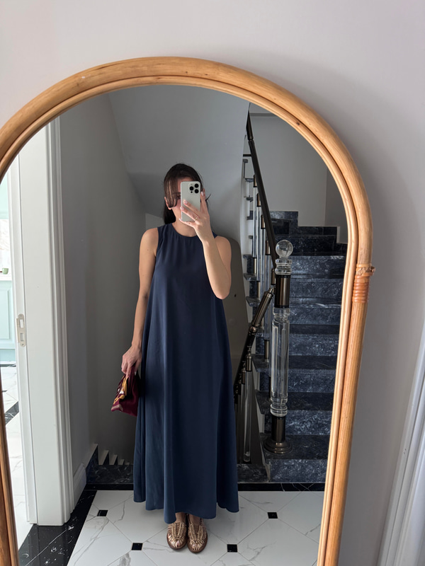 Cep Detaylı Lacivert Tensel Elbise