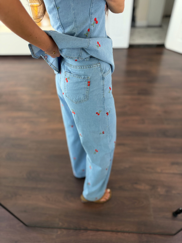 Cherry Nakışlı Mavi Kot Takım