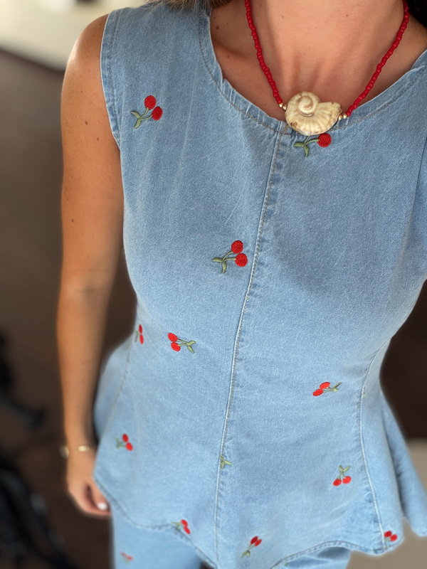 Cherry Nakışlı Mavi Kot Takım