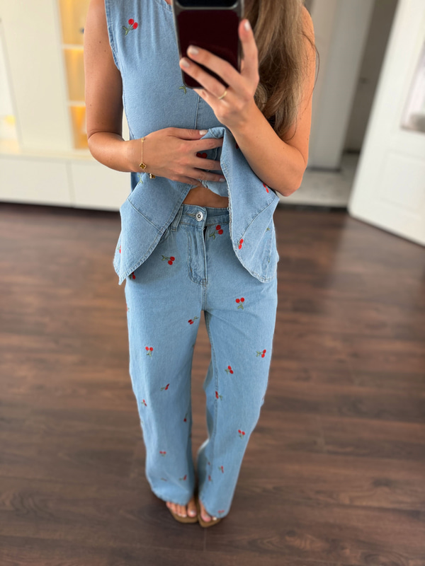 Cherry Nakışlı Mavi Kot Takım