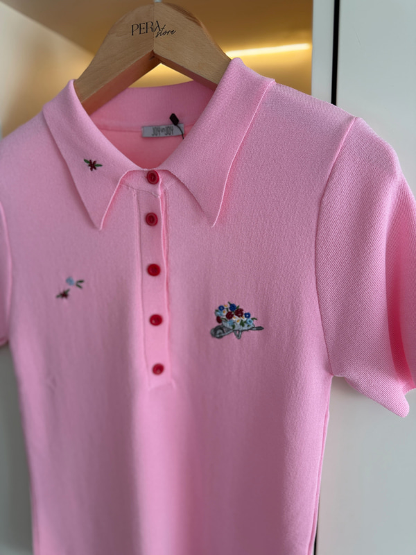 Çiçek Nakışlı Polo Yaka Pembe Triko
