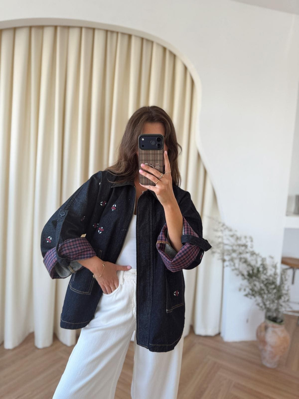 Deri Yaka Nakışlı Lacivert Denim Ceket