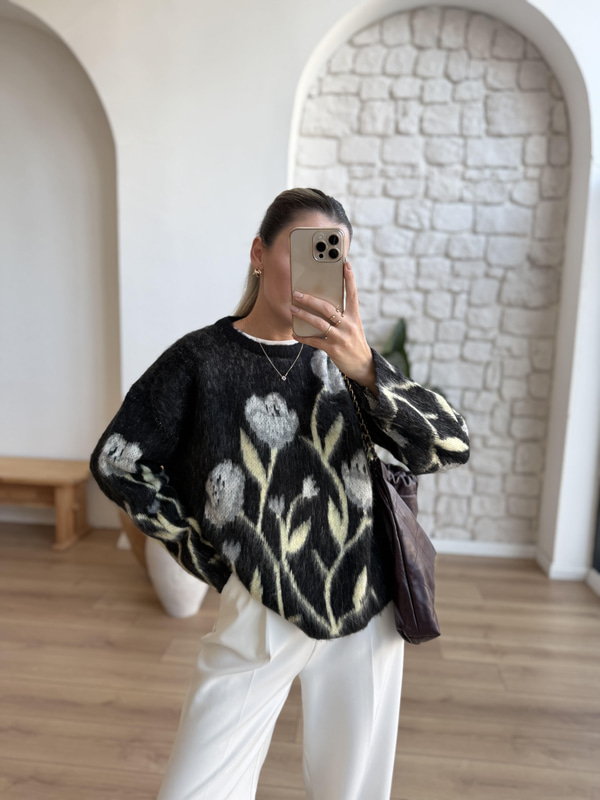 Floral Desen Tüylü Triko