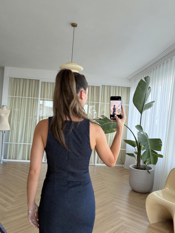 Kare Yaka Denim Elbise