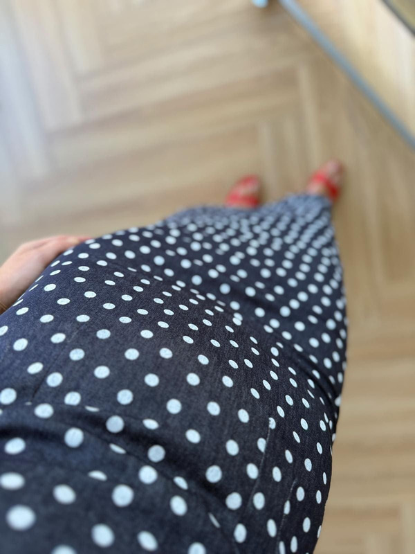 Kare Yaka Puantiyeli Denim Elbise