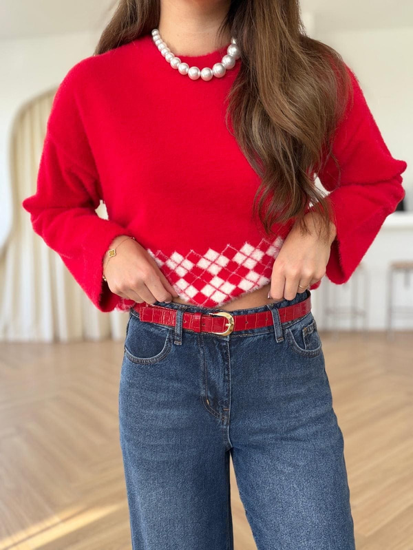 Kırmızı Kemerli Düz Kesim Jean 