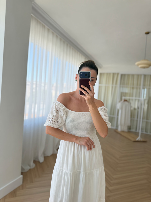 Lavia Nakışlı Gipeli Beyaz Elbise