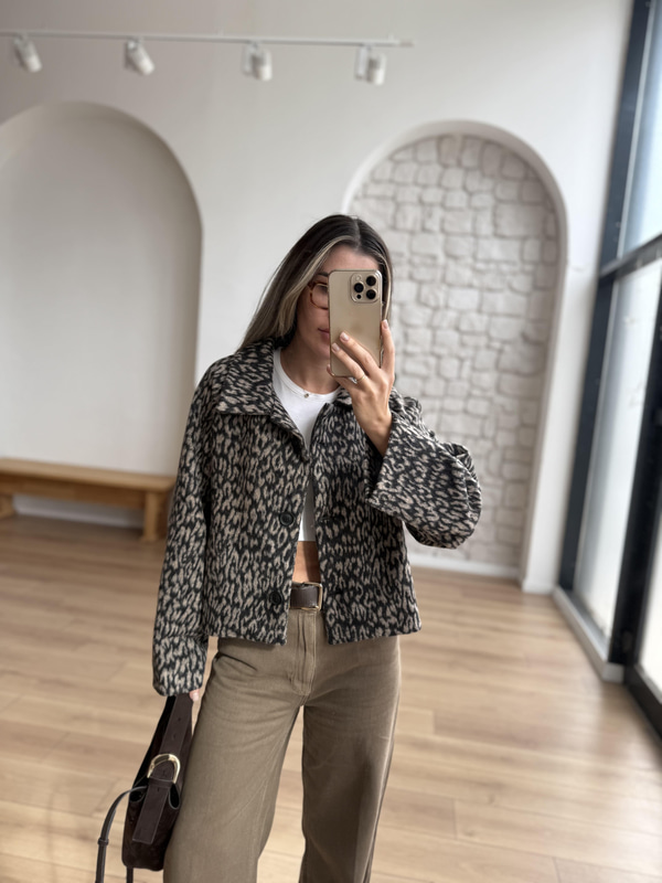 Leopar Desen Astarlı Kaşe Ceket