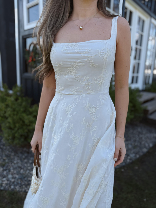 Maria Nakışlı Elbise
