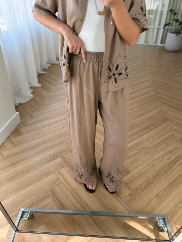 Nakış Detaylı Vizon Pantolon