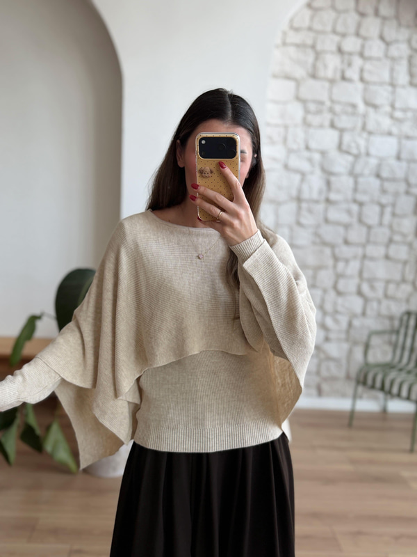 Pelerinli Bej  Triko