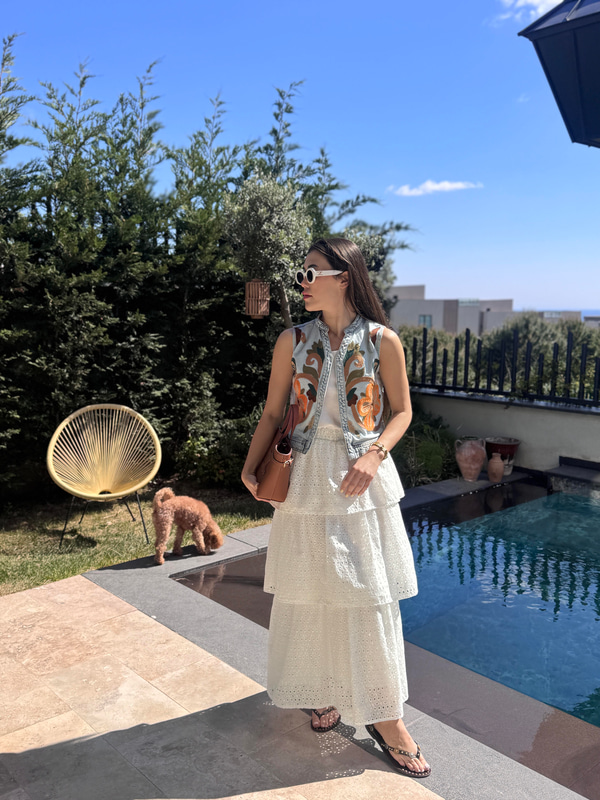 Renkli Nakış İşlemeli Kot Yelek