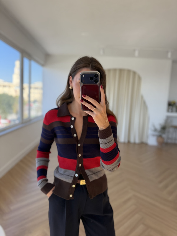 Retro Renkli Düğmeli Triko Hırka