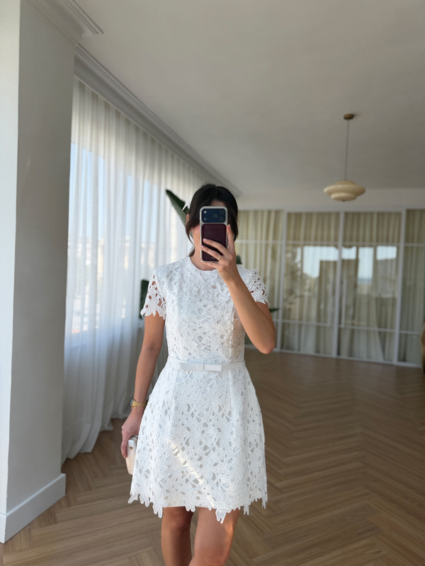 Roza Kemerli Güpür Elbise