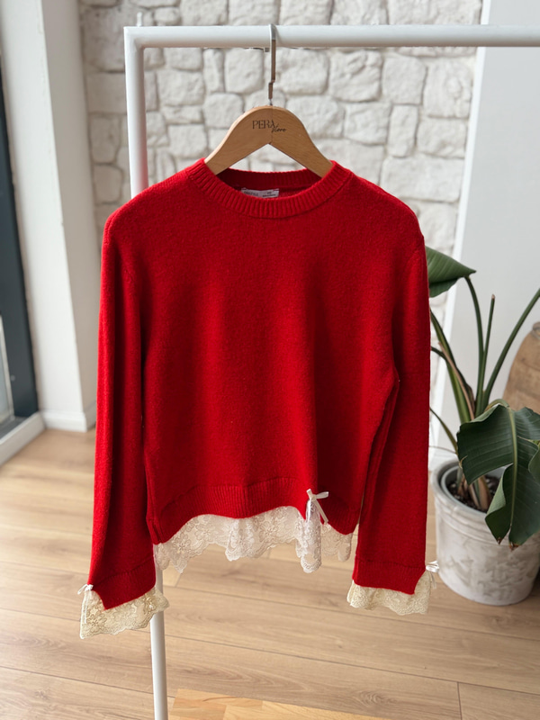 Ruby Dantelli Kırmızı Kazak