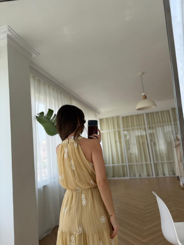Sara Vual Elbise