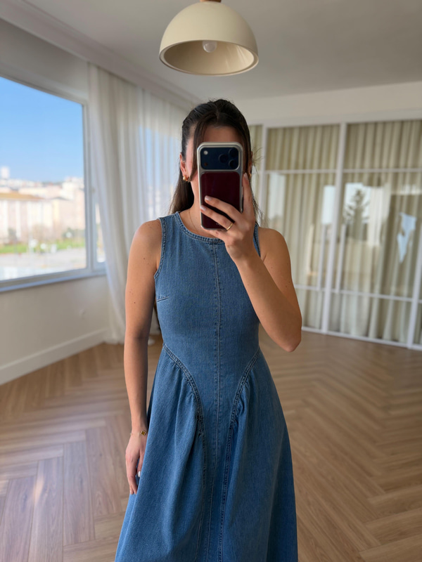 Sırt Detaylı Mavi Denim Elbise