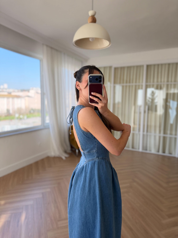 Sırt Detaylı Mavi Denim Elbise
