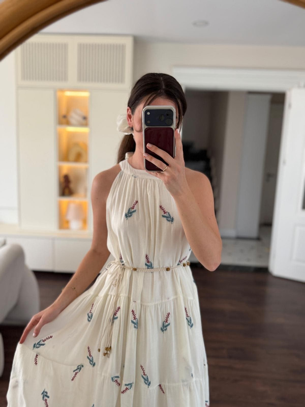 Tokalı Sara Vual Elbise