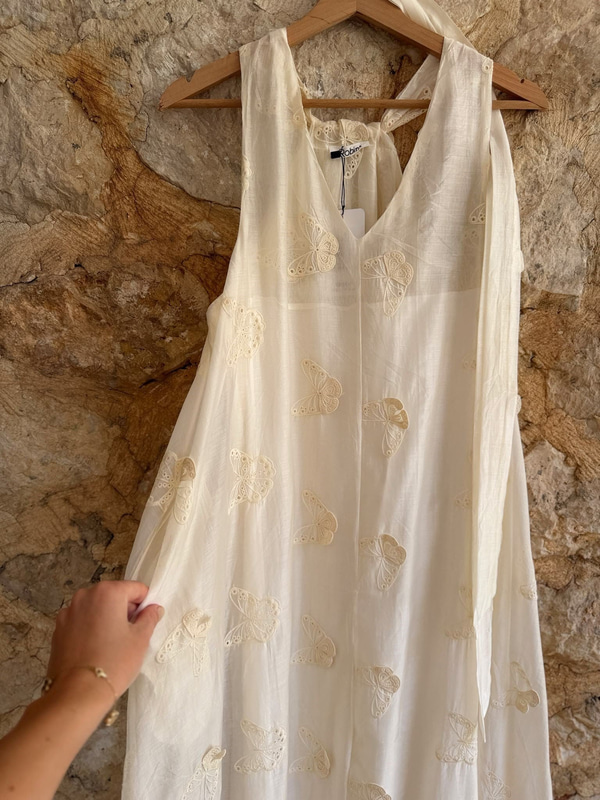 Üç Boyutlu Kelebek Elbise