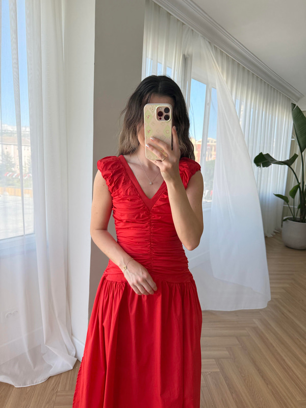 V Yaka Drapeli Kırmızı Poplin Elbise