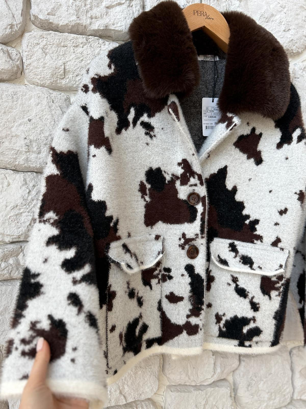 Yakası Kürklü Triko Ceket