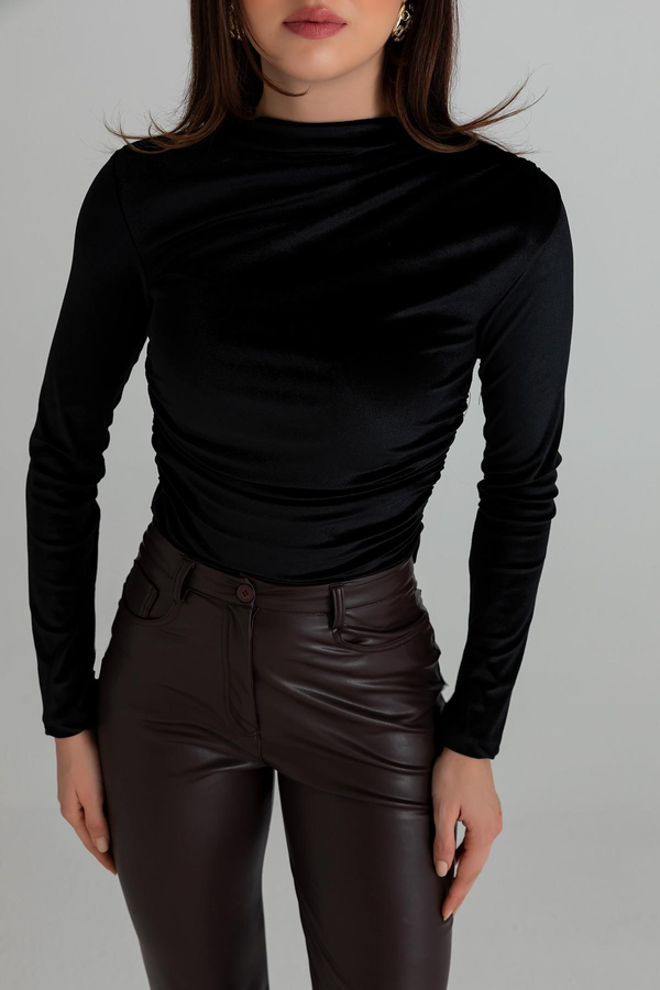 Büzgülü Kadife Crop Bluz - SİYAH
