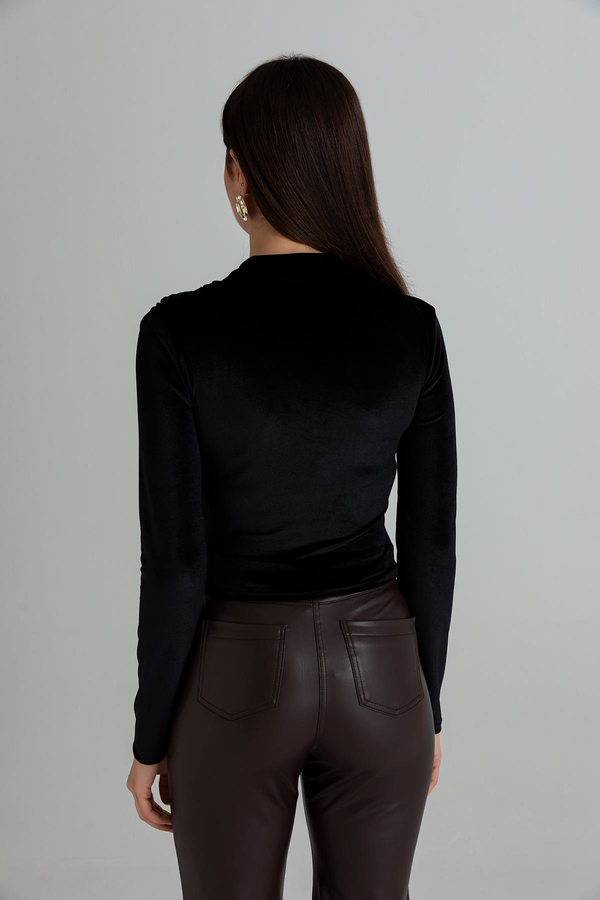 Büzgülü Kadife Crop Bluz - SİYAH