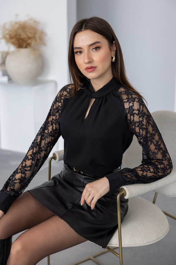 Dantel Kol Detaylı Bluz - SİYAH