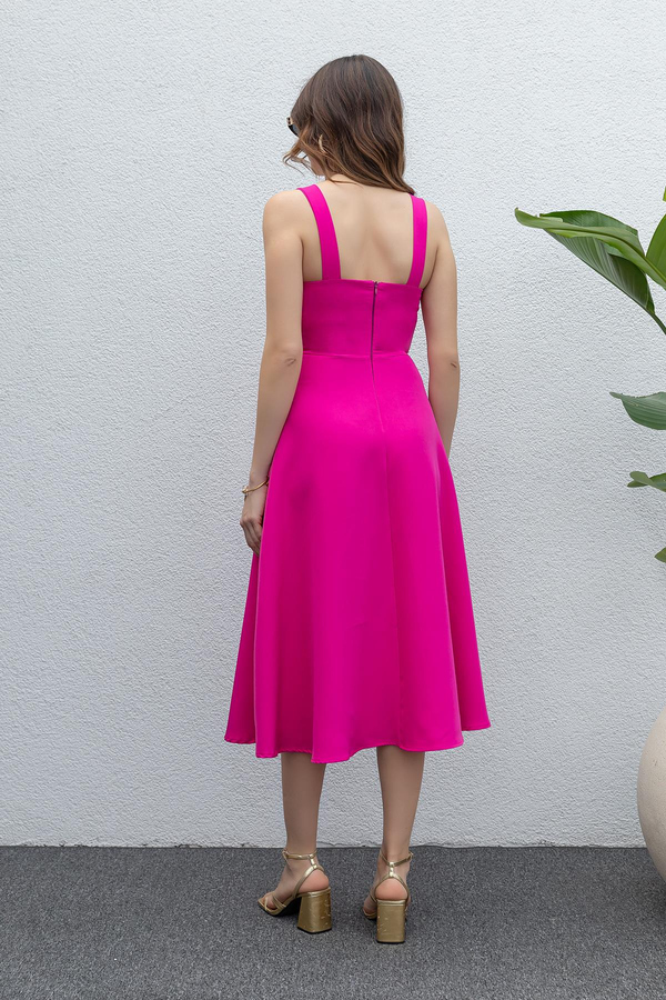 Kare Yaka Kloş Elbise - PEMBE