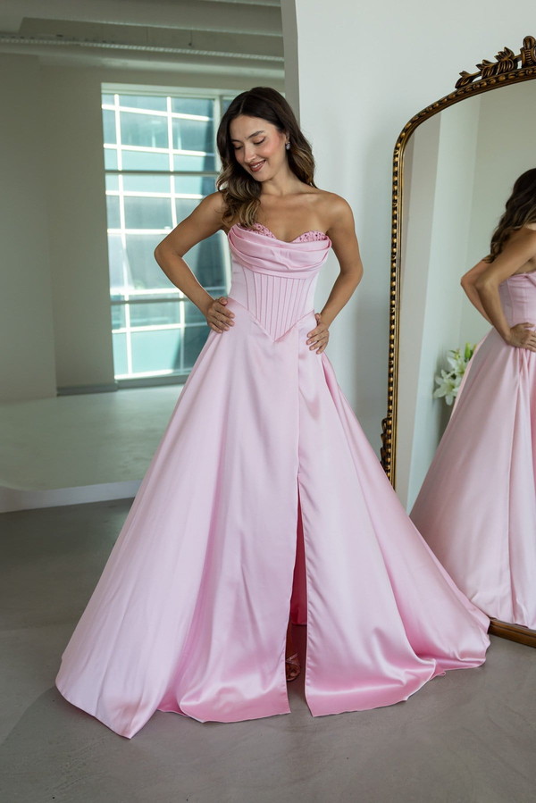 Balenli Boncuk Detaylı Abiye - PEMBE