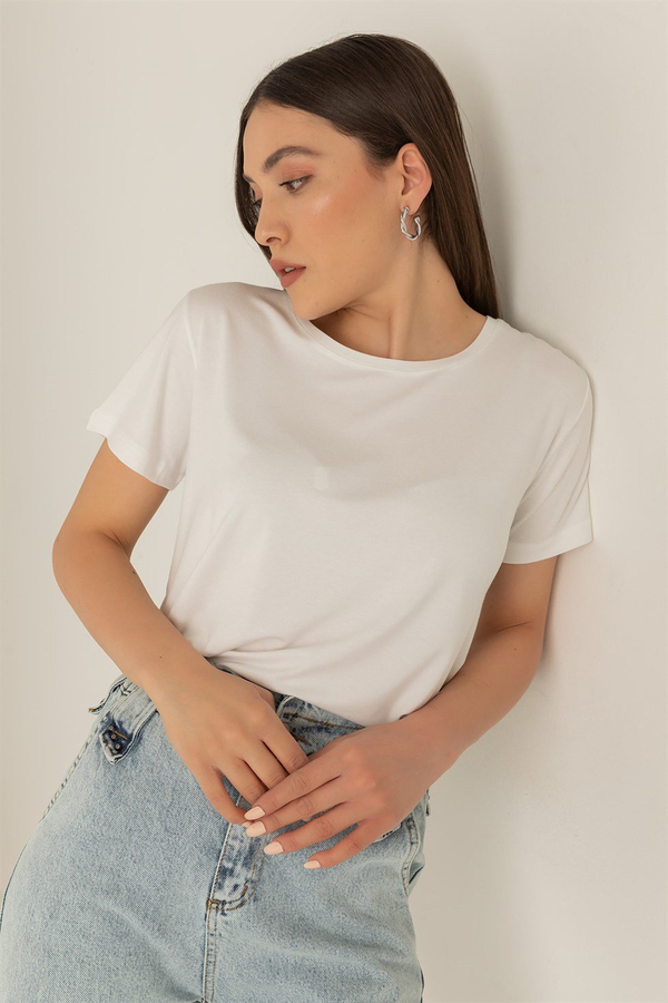 Bisiklet Yaka Basic T-Shirt - BEYAZ