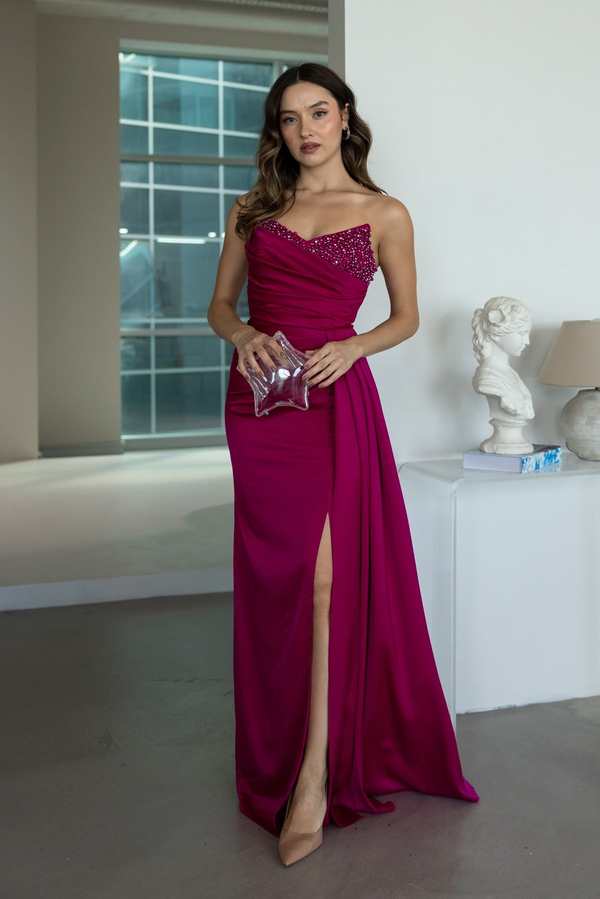 Boncuk İşlemeli Drape Detaylı Abiye - FUŞYA