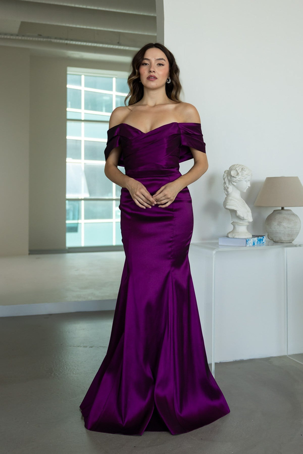 Drape Detaylı Asimetrik Yaka Abiye - MÜRDÜM