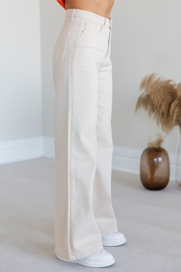Cream Jean