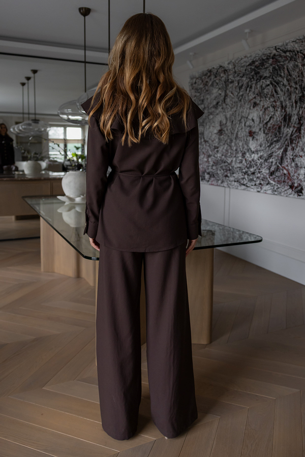 Gold Düğmeli Pelerin Detay Takım - KAHVERENGİ