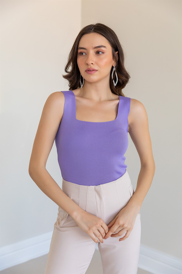 Lila Tops