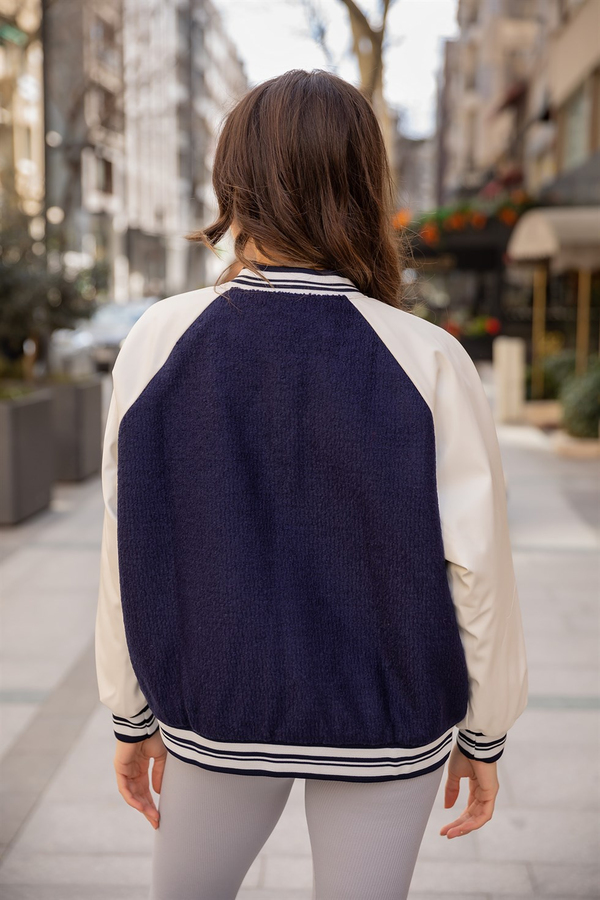 Bleu marine Vestes