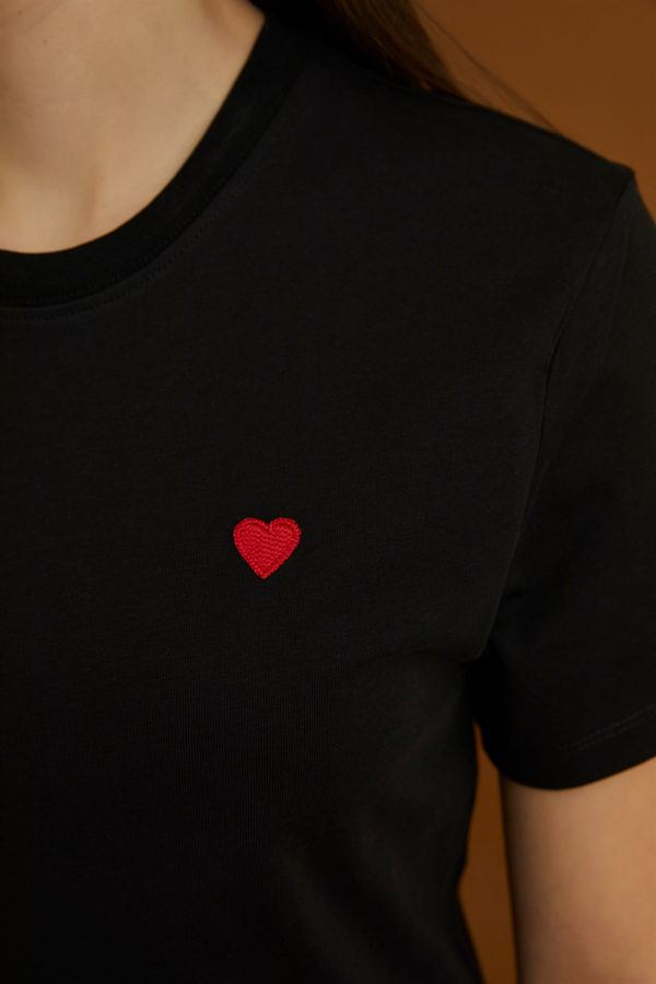 Schwarz T-Shirts