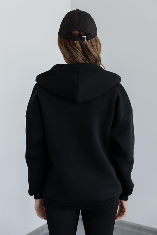 Black Sweatshirt