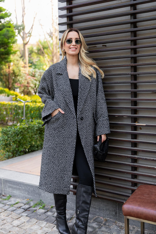 Black Coat & Topcoat