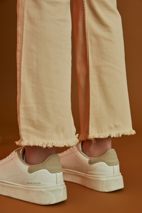 Beige Jean