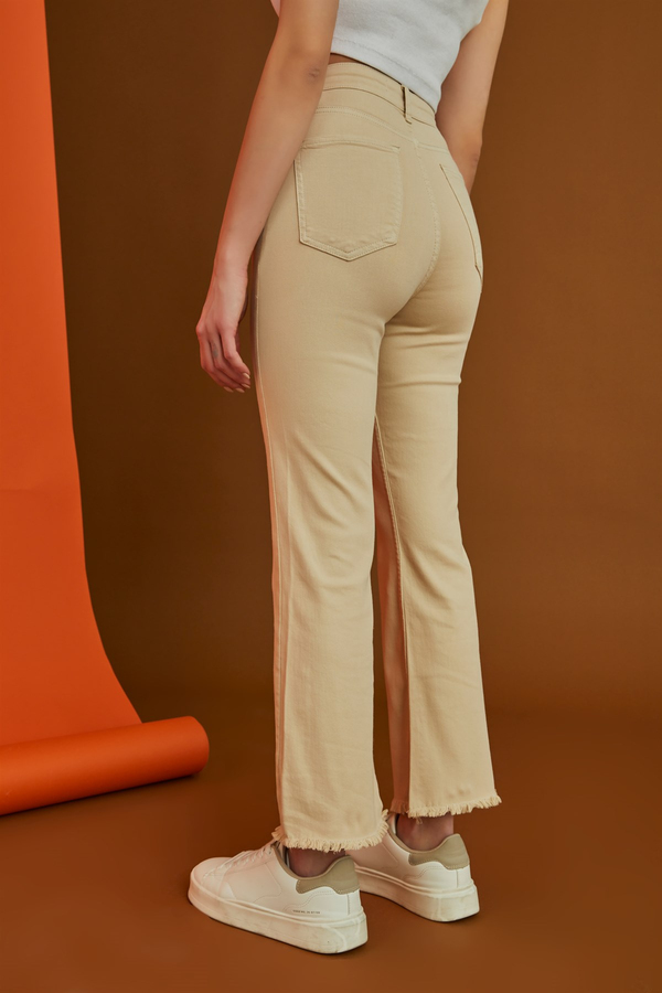 Beige Jean