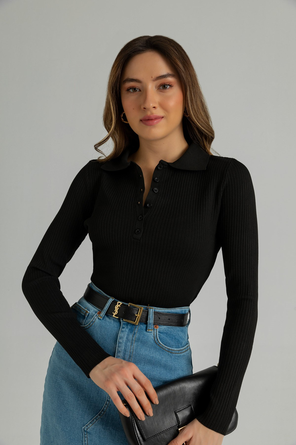 Black Knitwear