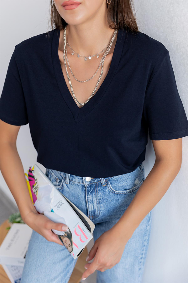 V Yaka Basic Pamuklu T-Shirt - LACİVERT