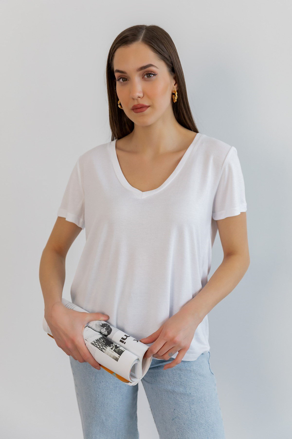 V Yaka Basic T-Shirt - BEYAZ