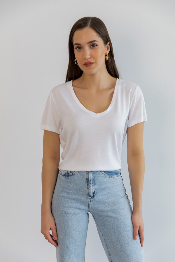 V Yaka Basic T-Shirt - BEYAZ