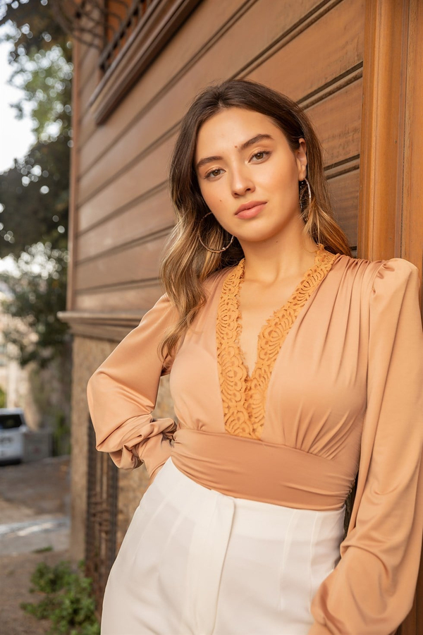 Yaka Dantel Bodysuit - CAMEL